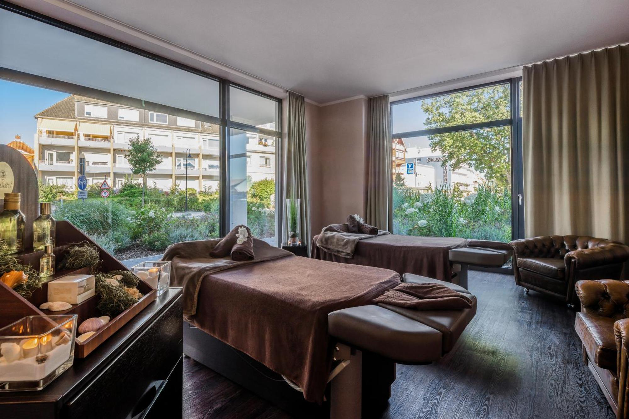 فندق Bayside شاربوتس المظهر الخارجي الصورة
